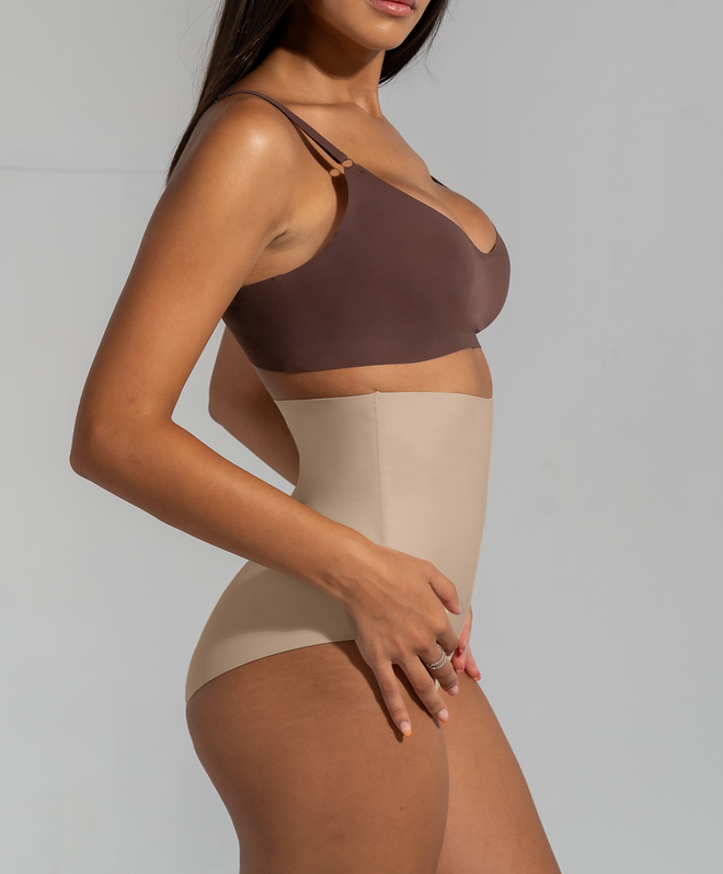 Braguita reductora tiro alto Nude