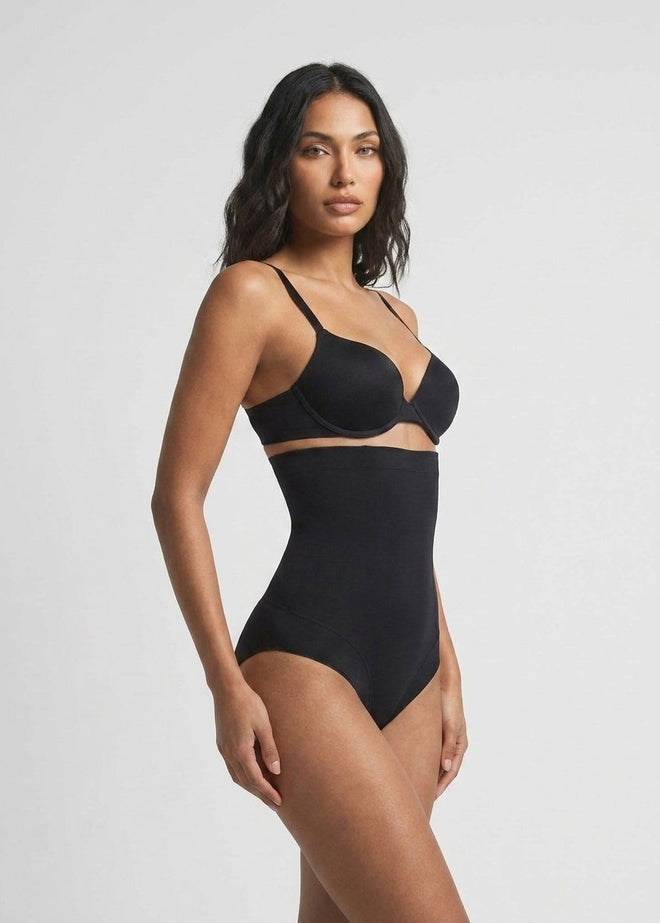 Nude high-waist reducing panties