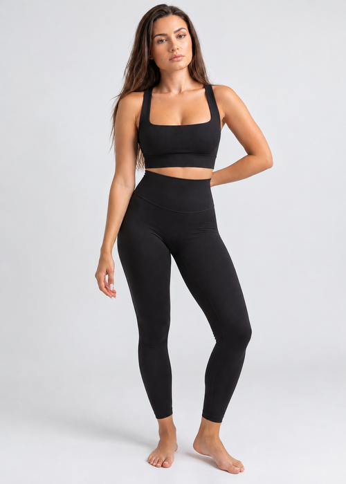 Set Legging Reductor negro + Top Alta Sujeción Negro